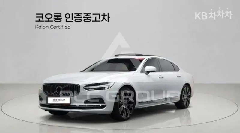 2022 Volvo S90