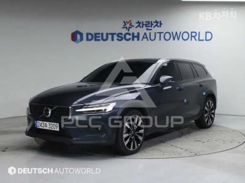 2022 Volvo V60