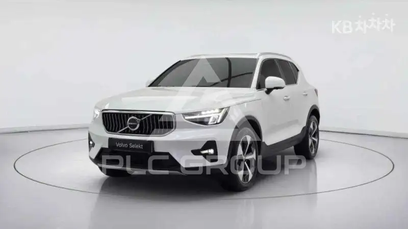 2022 Volvo XC40