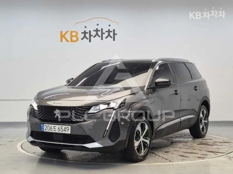2022 Peugeot 5008