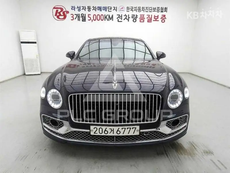 2022 Bentley Flying