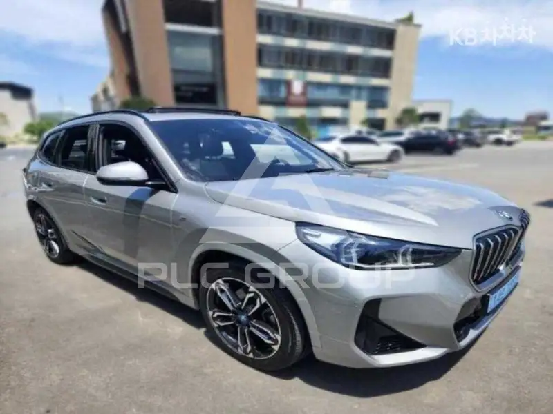 2023 BMW iX