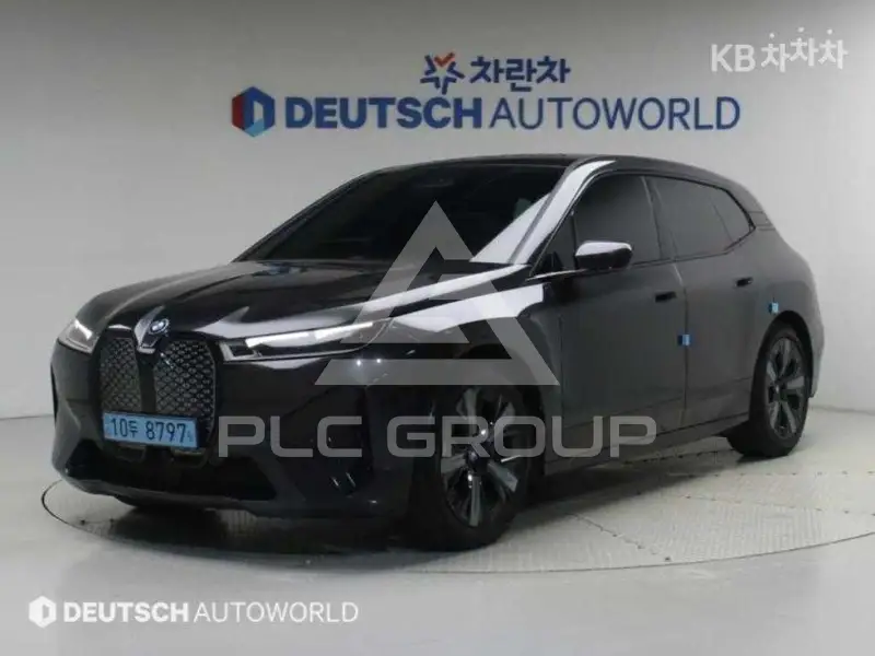 2023 BMW iX
