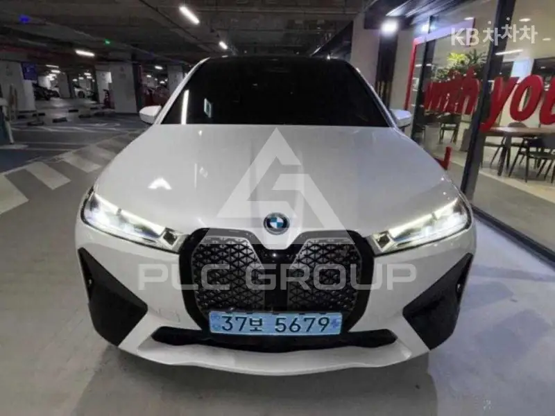 2023 BMW iX