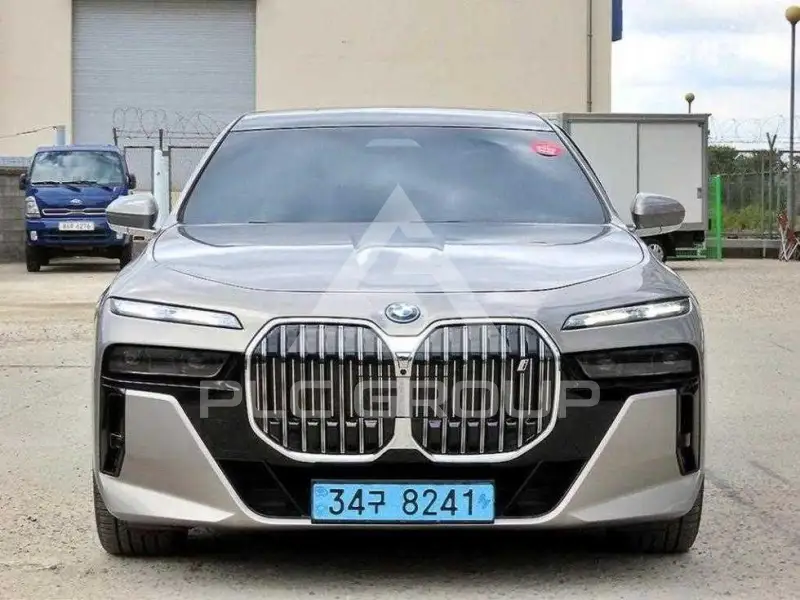 2023 BMW I7