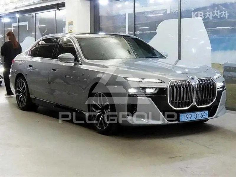 2023 BMW I7