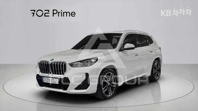 2023 BMW X1