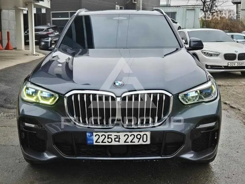 2023 BMW X5