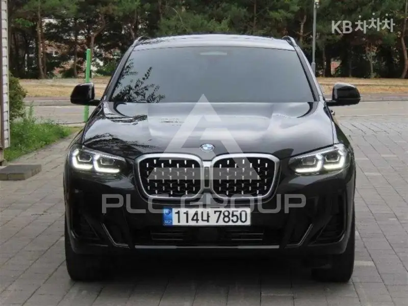 2023 BMW X4