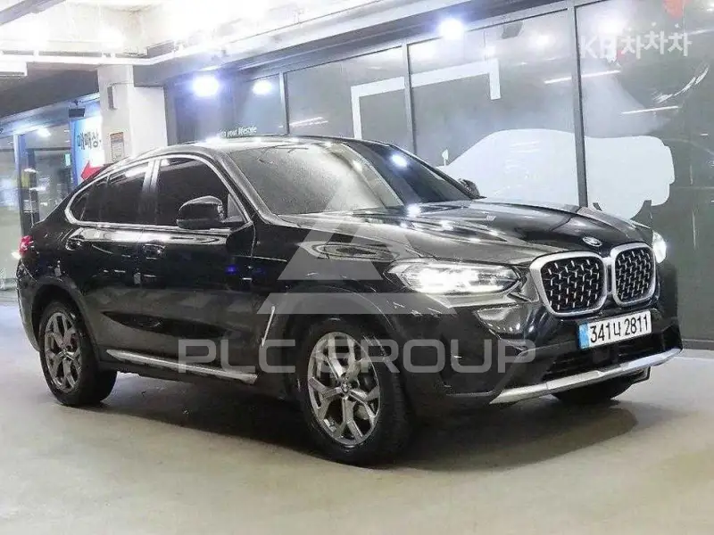 2023 BMW X4