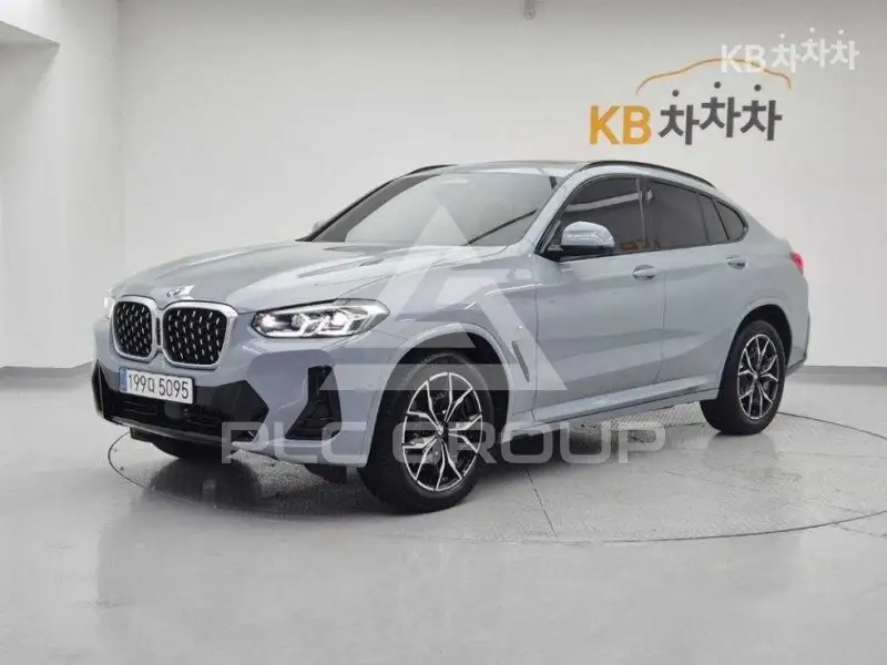 2023 BMW X4