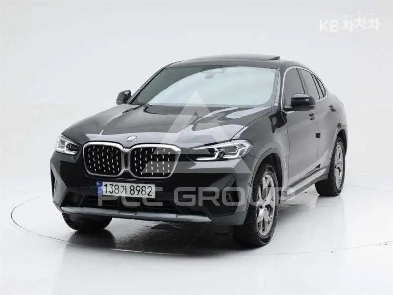 2023 BMW X4