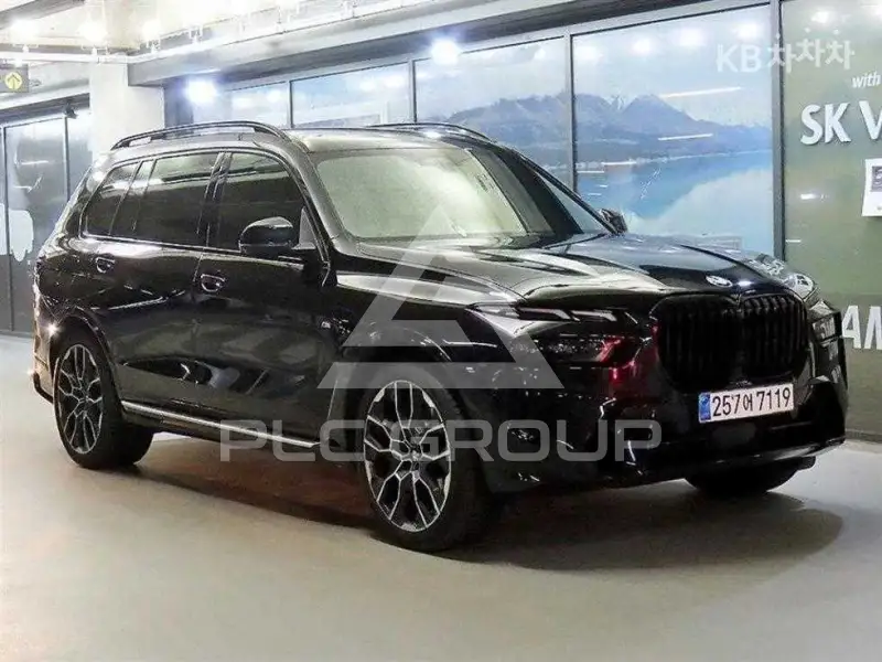2023 BMW X7