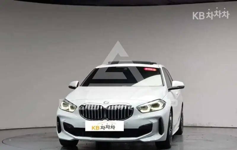 2023 BMW 1 series