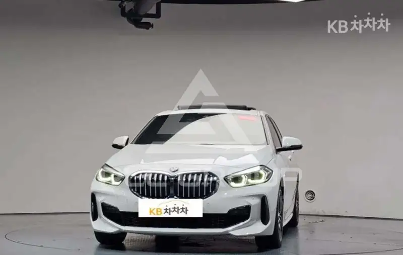 2023 BMW 1 series