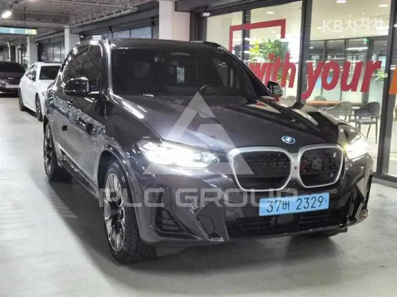 2023 BMW iX