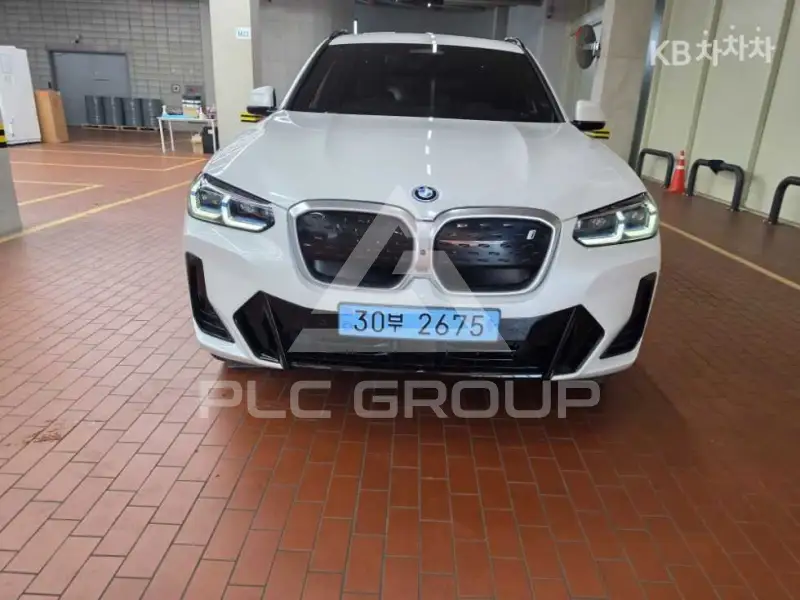2023 BMW iX
