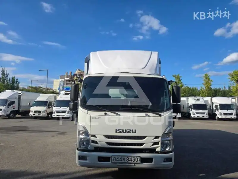 2023 Isuzu Elf / N-Series