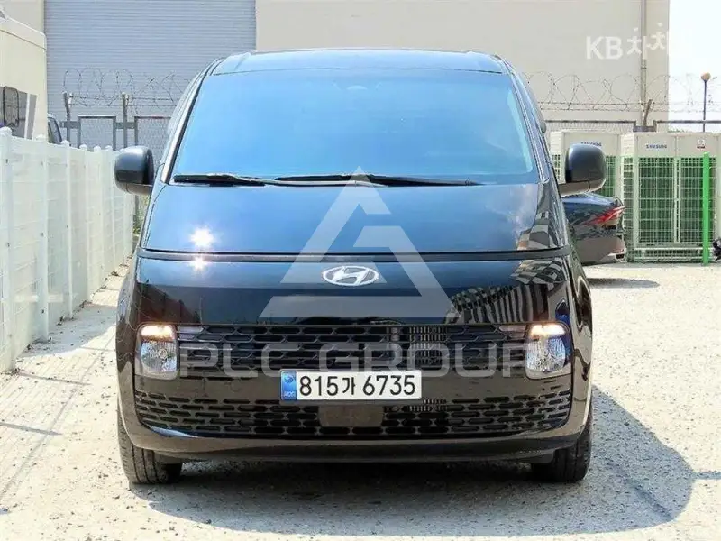 2023 Hyundai Staria
