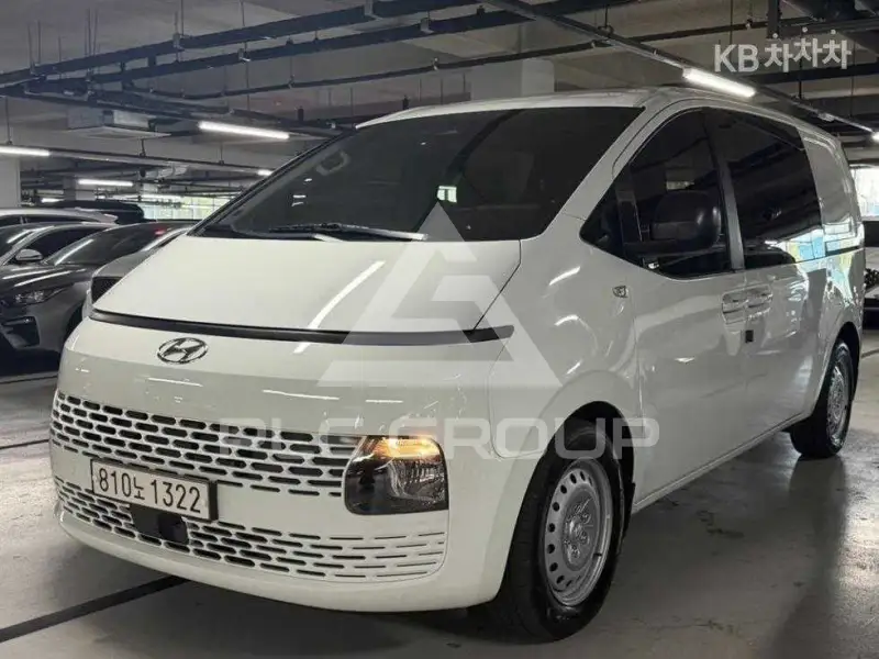 2023 Hyundai Staria