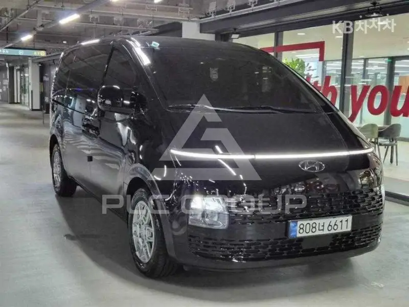 2023 Hyundai Staria