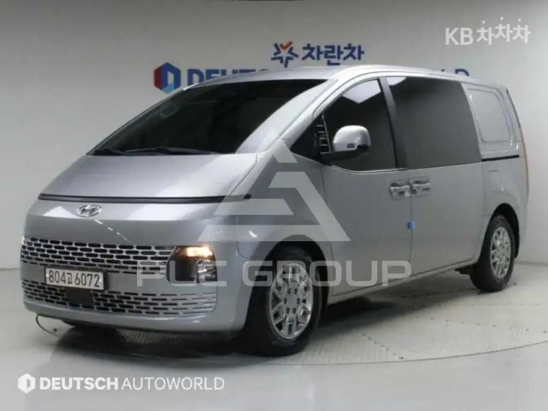 2023 Hyundai Staria