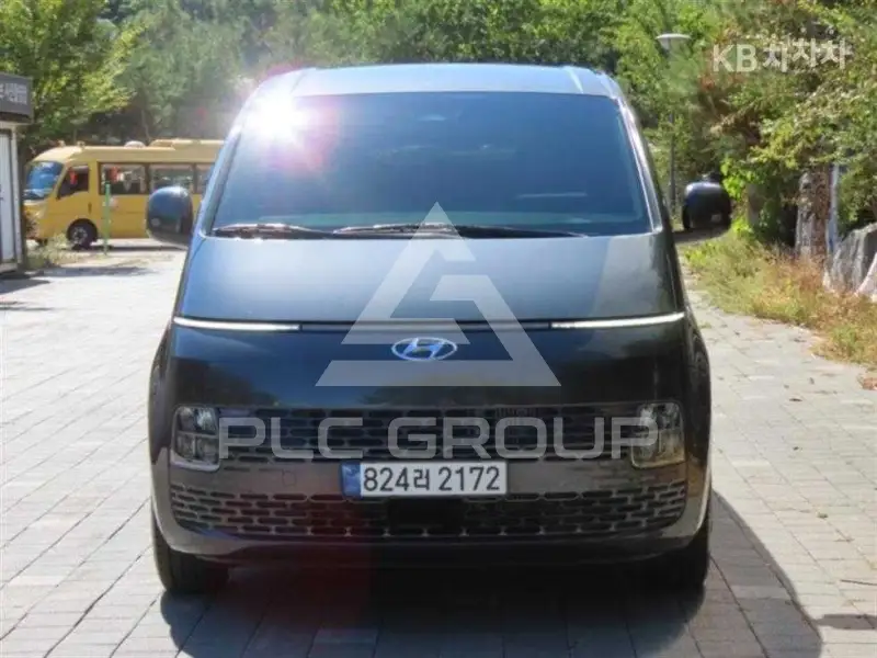 2023 Hyundai Staria