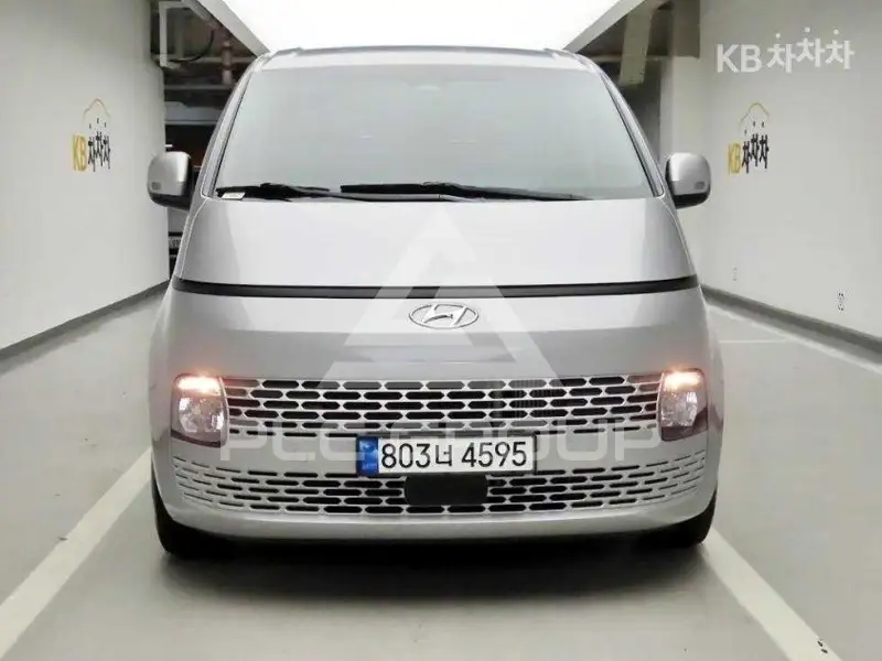 2023 Hyundai Staria