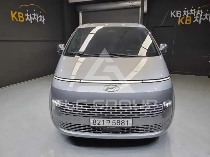 2023 Hyundai Staria