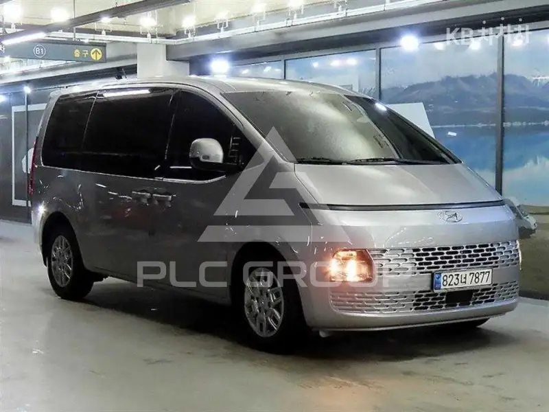 2023 Hyundai Staria