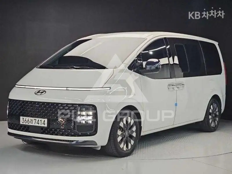 2023 Hyundai Staria