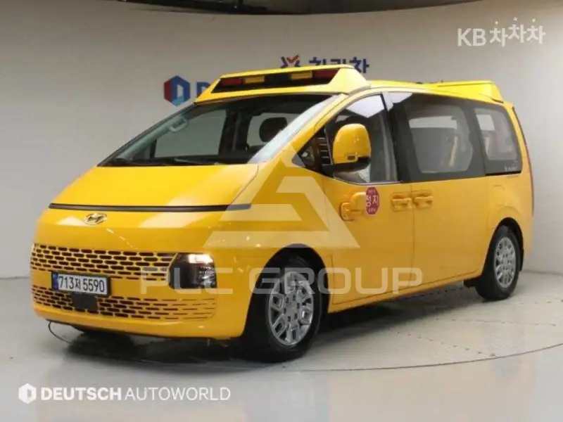 2023 Hyundai Staria