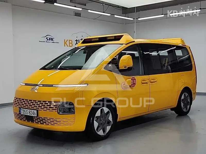 2023 Hyundai Staria