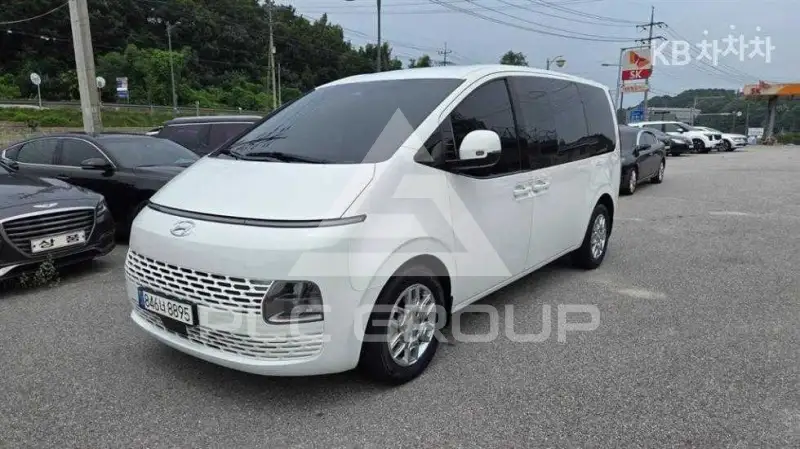 2023 Hyundai Staria
