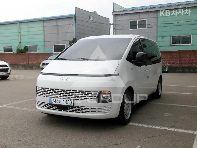 2023 Hyundai Staria
