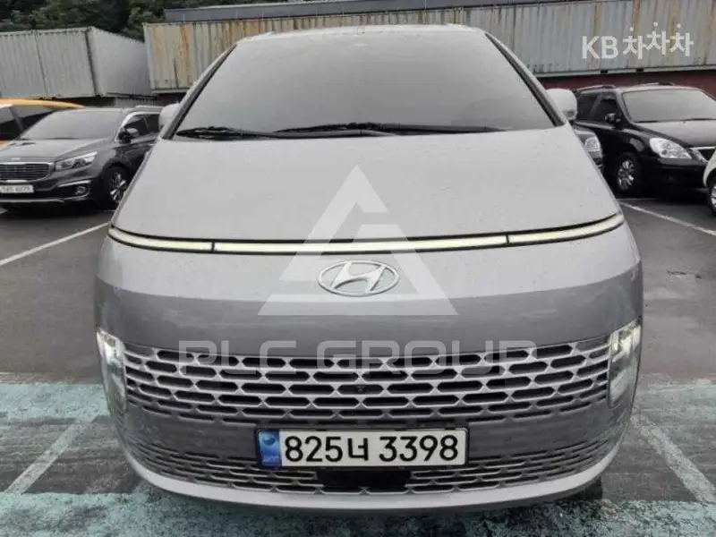 2023 Hyundai Staria