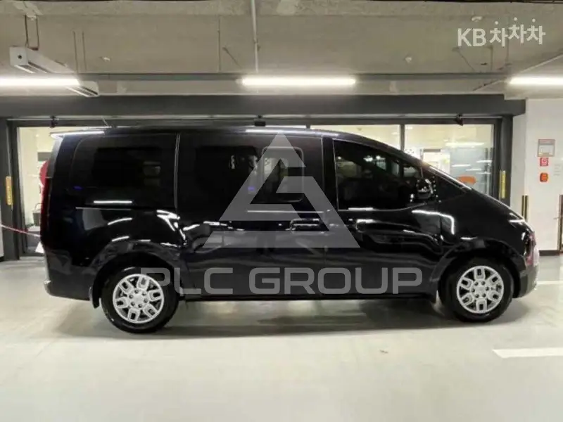 2023 Hyundai Staria