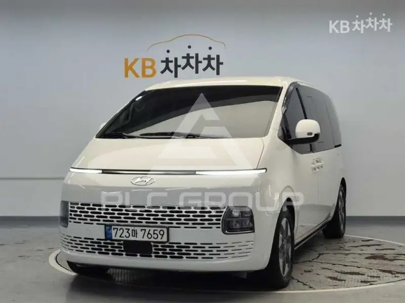 2023 Hyundai Staria