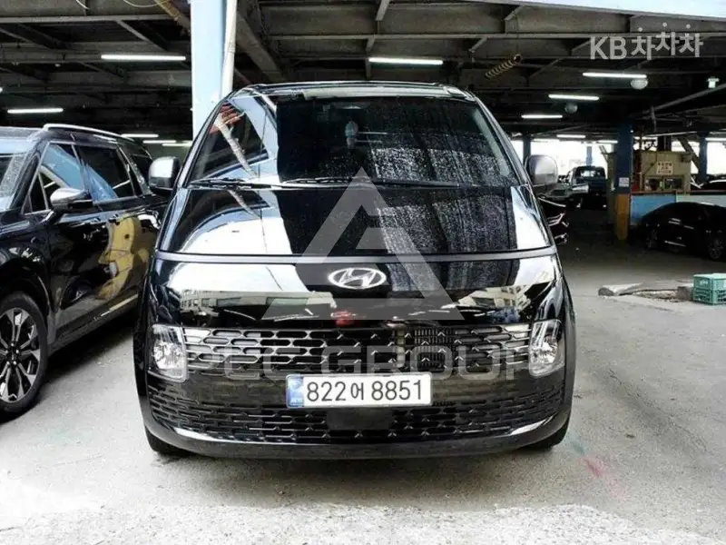 2023 Hyundai Staria