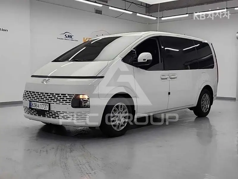2023 Hyundai Staria