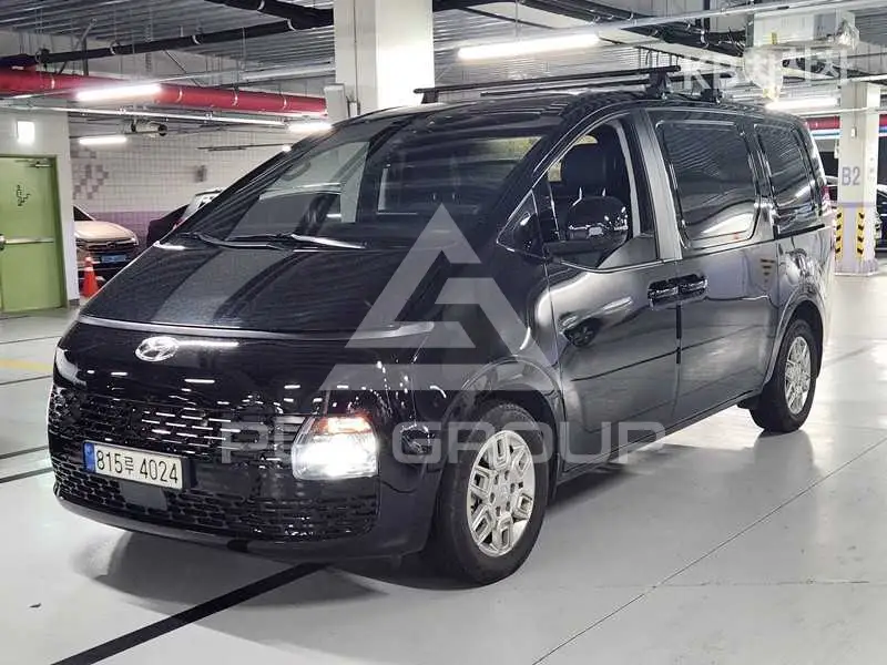 2023 Hyundai Staria