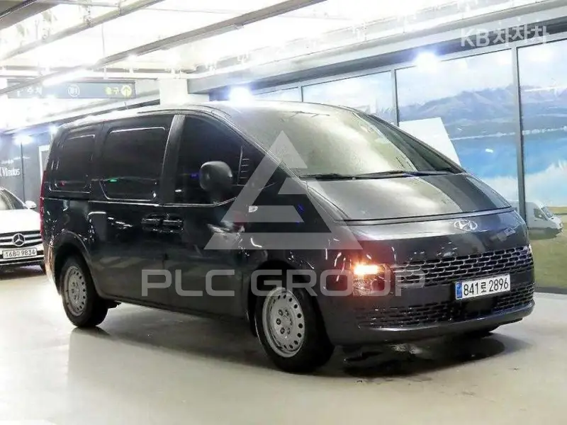 2023 Hyundai Staria