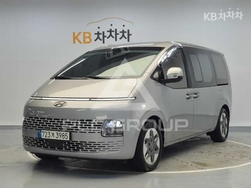 2023 Hyundai Staria