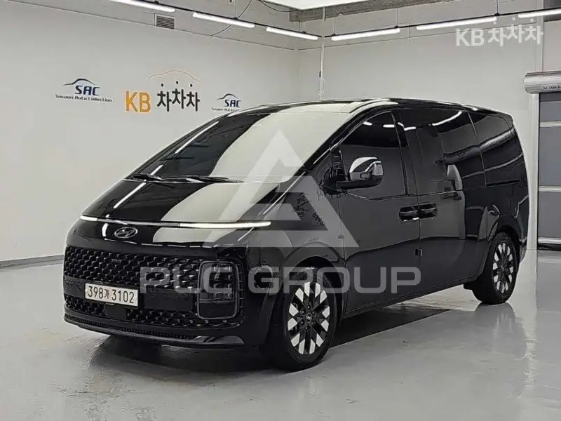 2023 Hyundai Staria