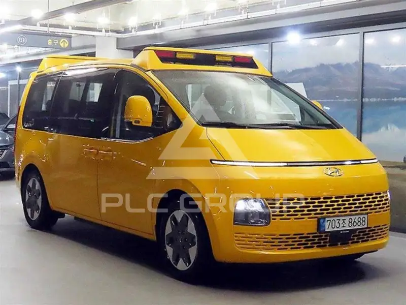 2023 Hyundai Staria