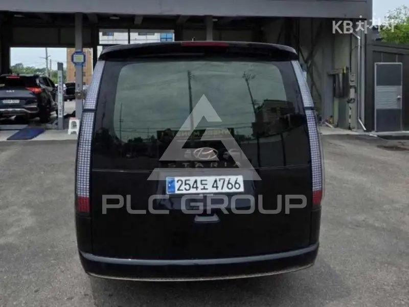 2023 Hyundai Staria