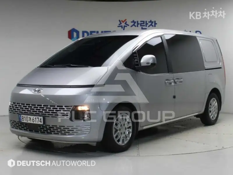 2023 Hyundai Staria