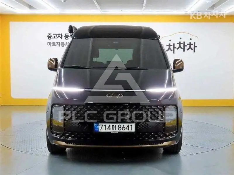 2023 Hyundai Staria