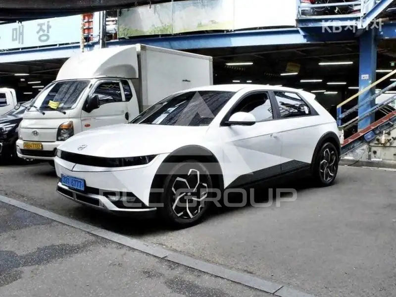 2023 Hyundai Ioniq