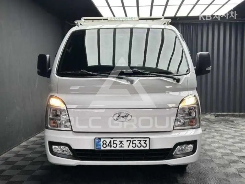 2023 Hyundai Porter